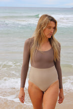 Load image into Gallery viewer, OMARI L/S ONEPIECE - MOCHA