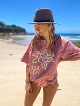 Load image into Gallery viewer, SHELL TEE
